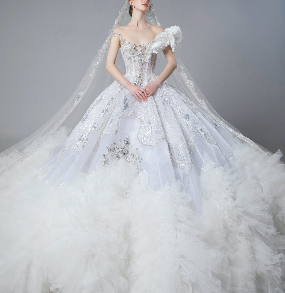 Ball Gown With Strapless Bodice And Ruffled Tulle Skirt